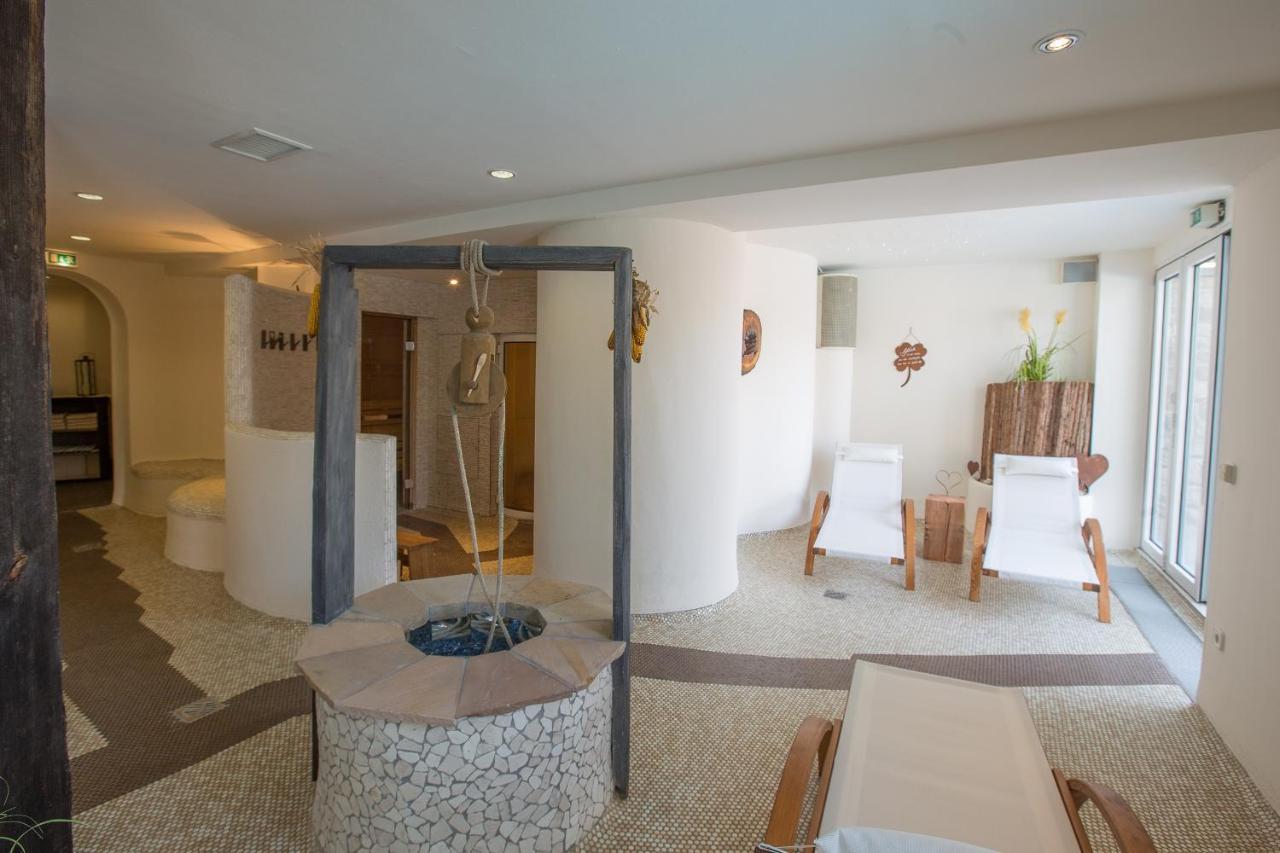 Zur Pfalz Hotel 3*