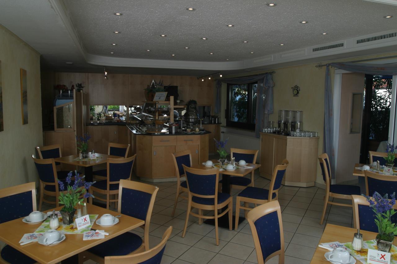 Hotel Zur Pfalz 3*